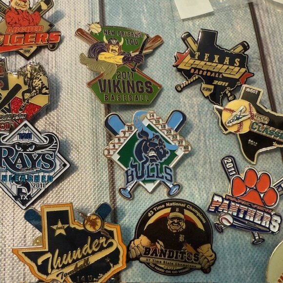 Lot of 30 Baseball Softball Trading Pins Youth Travel Team Tournament 2010–2012 - Picture 3 of 8